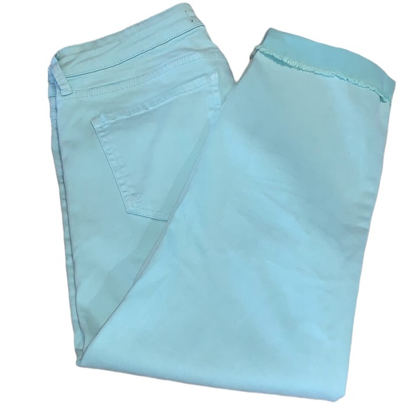 KUT from the Kloth Amy Cropped Straight Leg Women’s Cuffed Color Mint Size 14 - Picture 7 of 13
